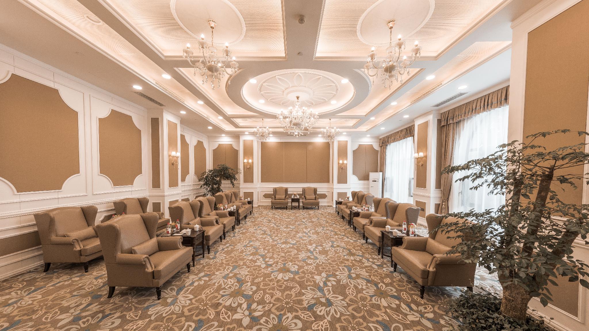 Fantawild Holiday Hotel 10/28
