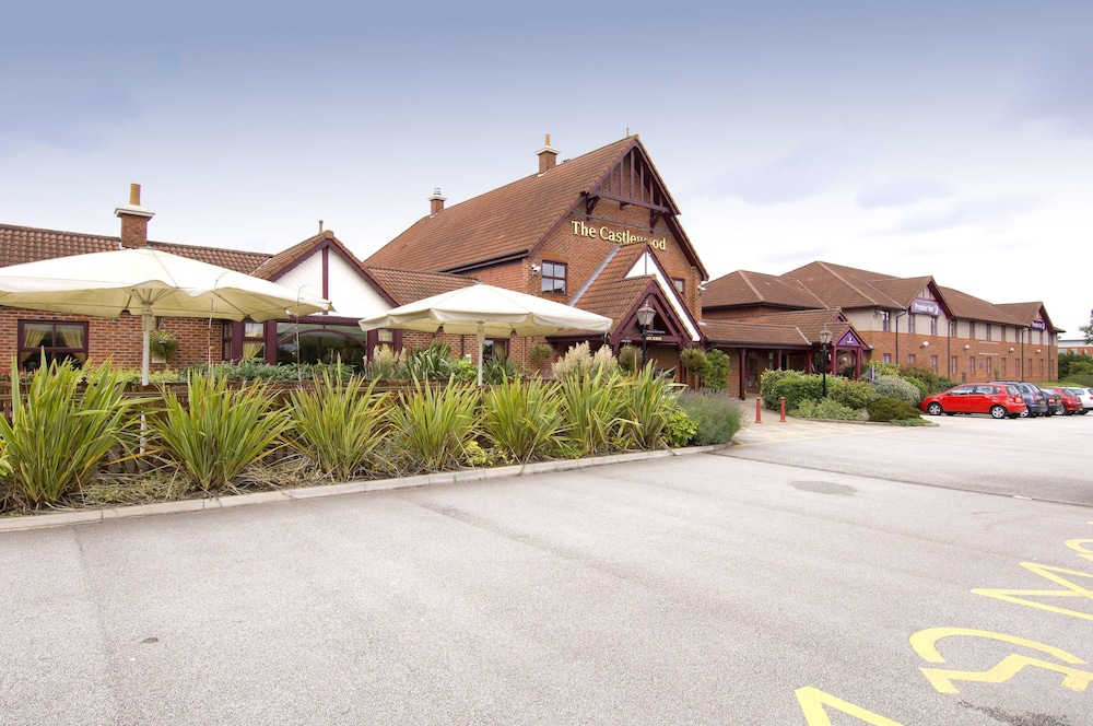 Premier Inn Mansfield 21/26