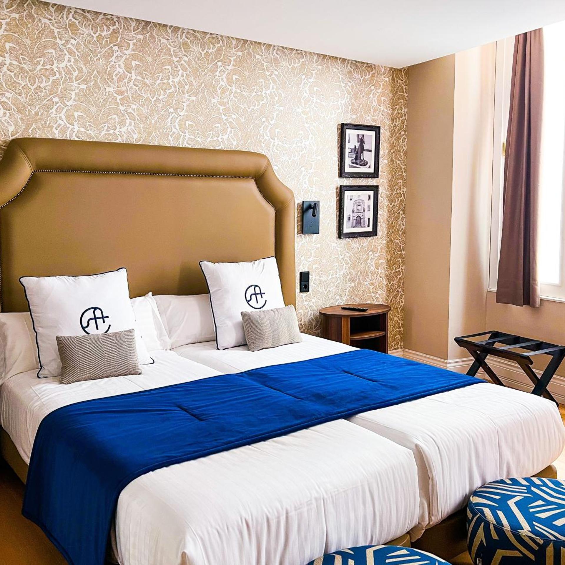 Room, Double Bed