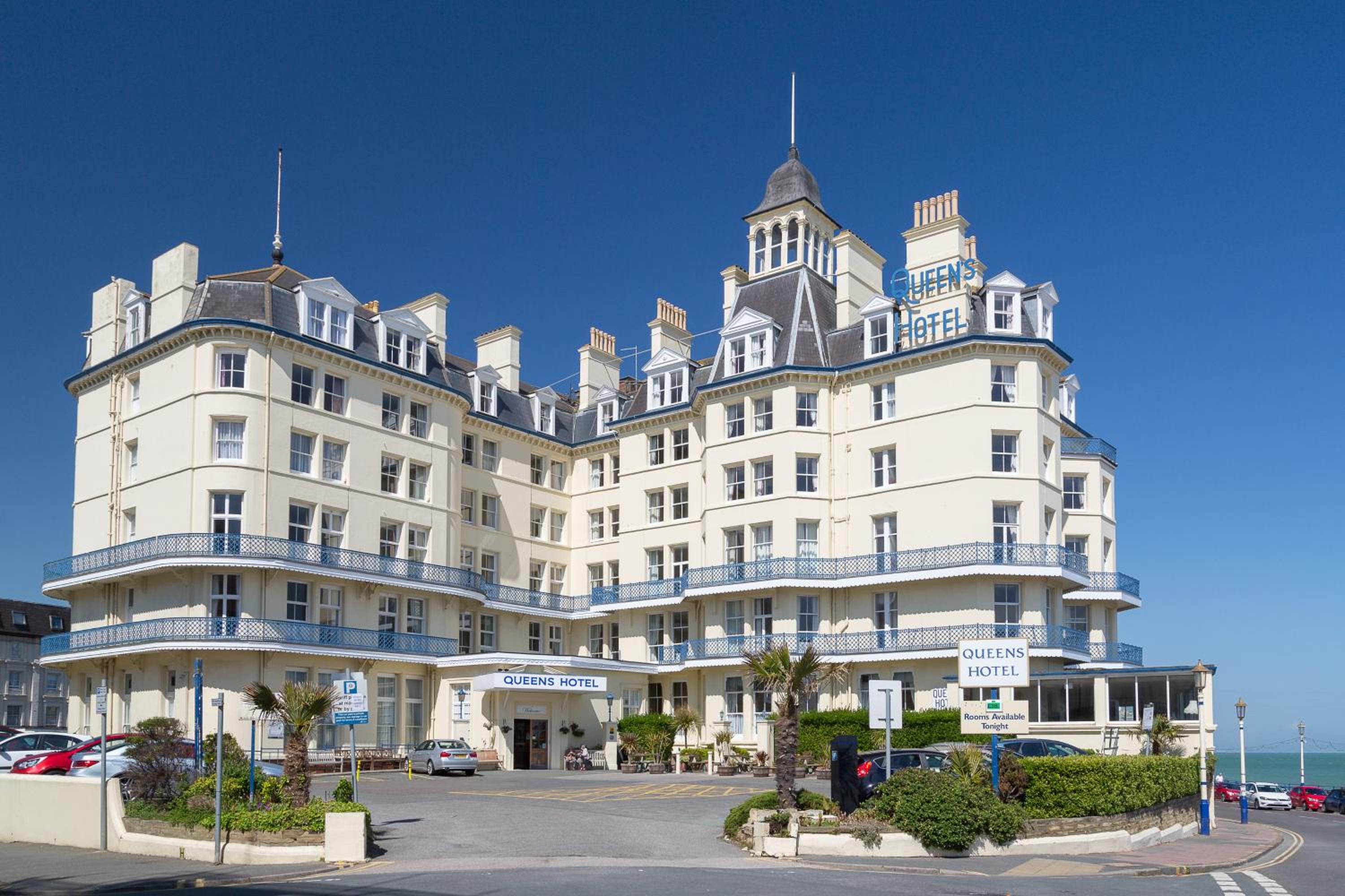 Queens Hotel 21/23