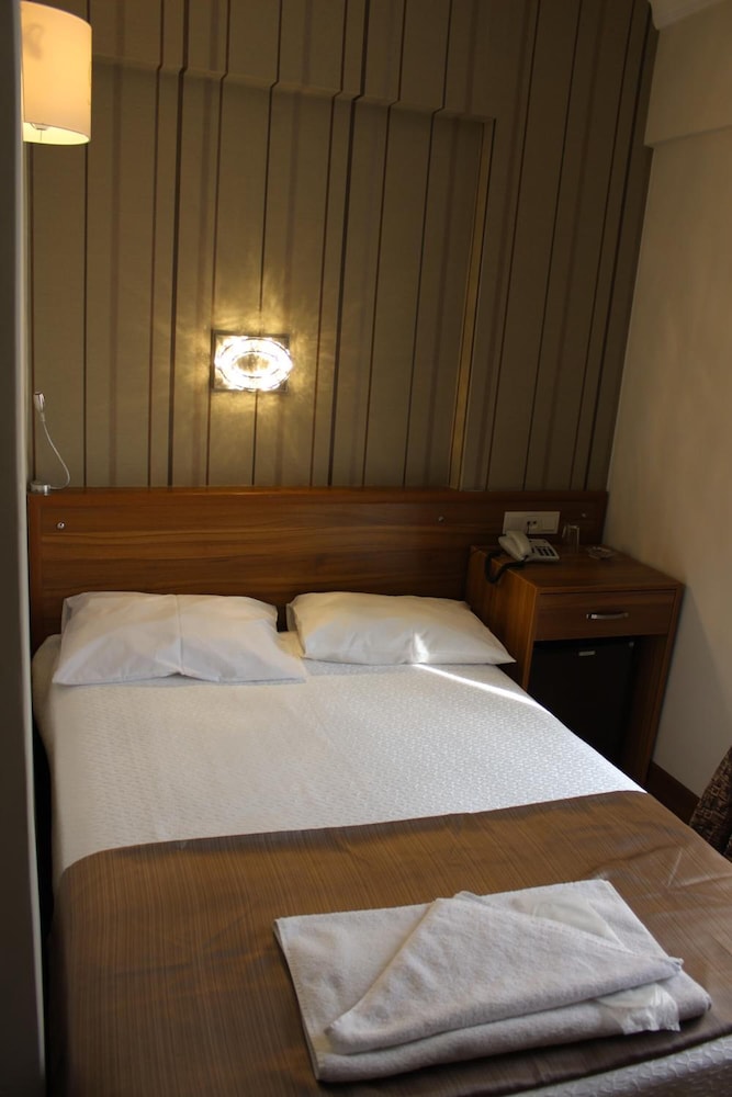 Grand Laleli Hotel 7/27