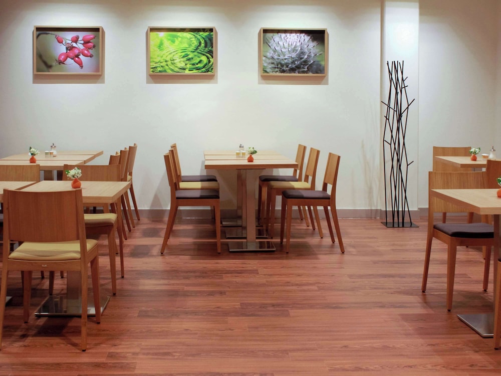 IBIS HANNOVER MEDICAL PARK 50/64