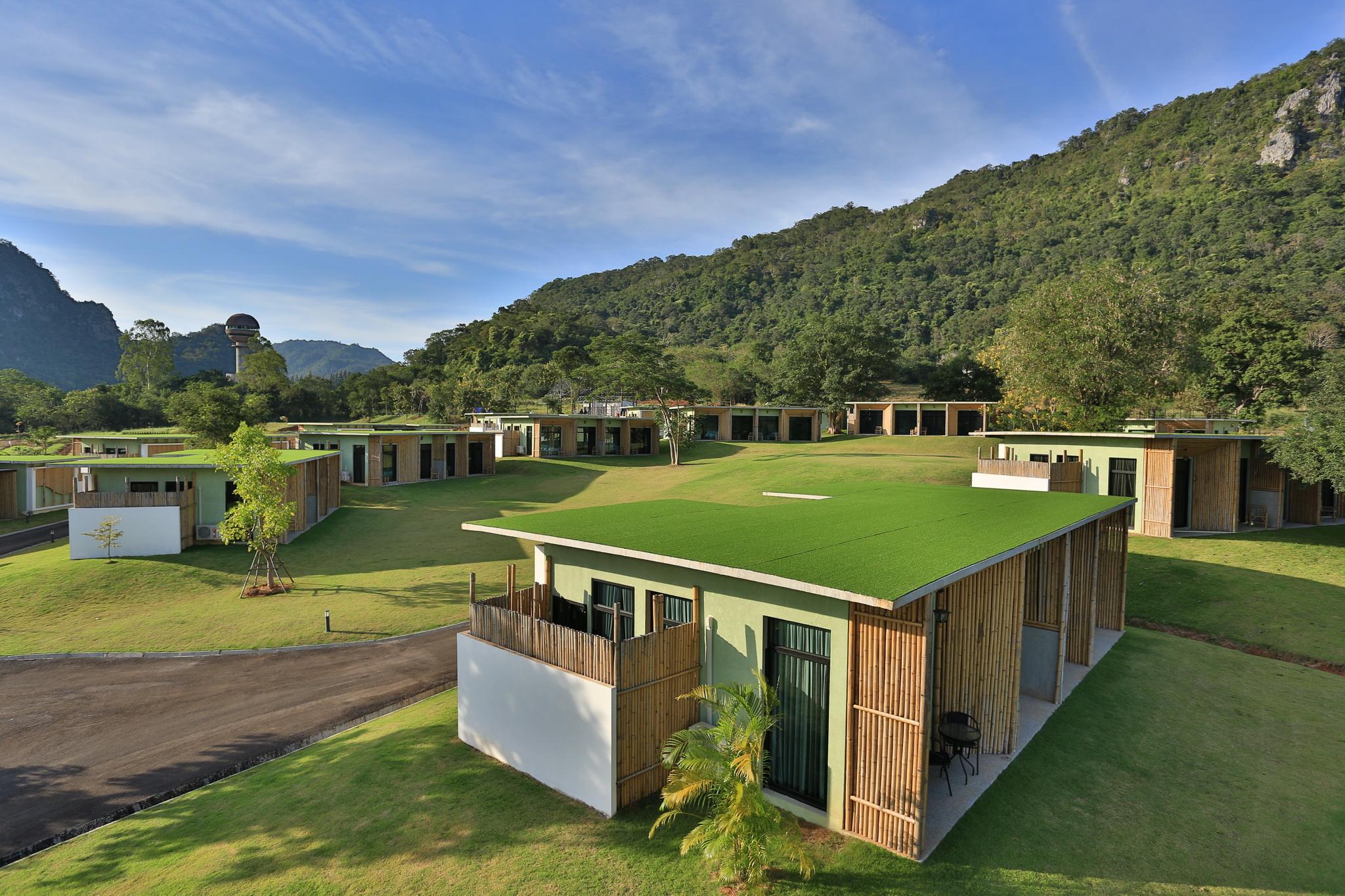 Curve 360 Hotel Khaoyai 64/69
