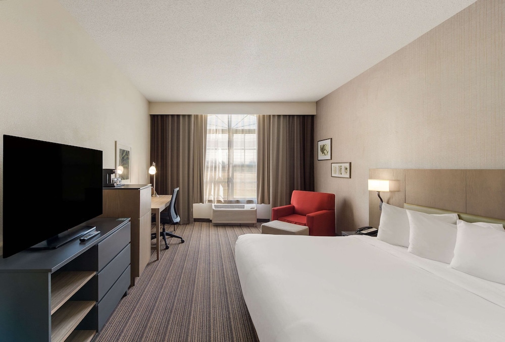 جناح بسرير كينج مع أريكة