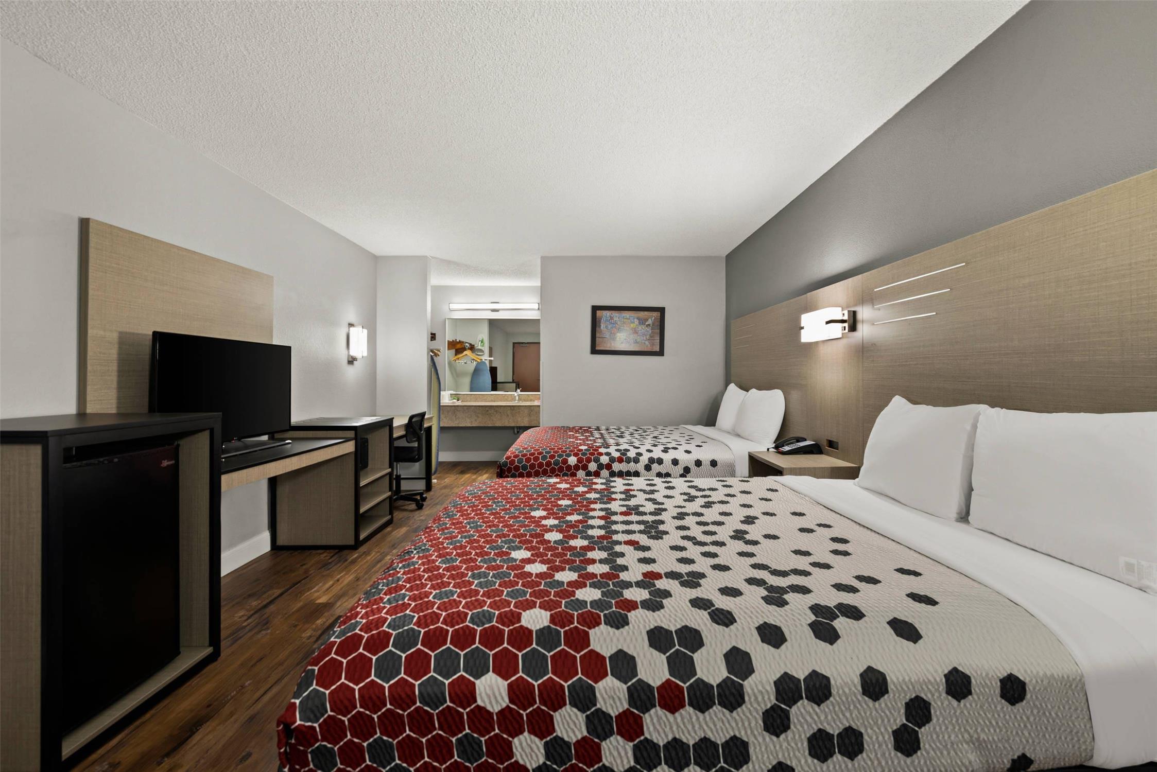 ROOM, 2 DOUBLE BEDS