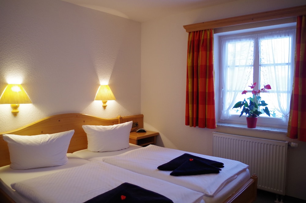 Hotel Alttolkewitzer Hof Dresden 12/50