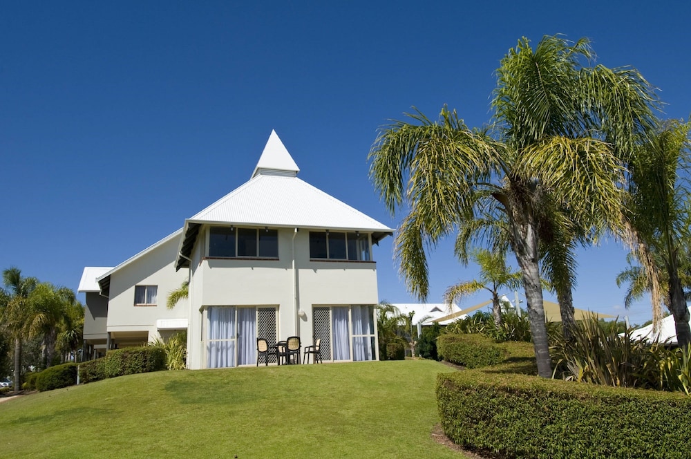 Mercure Bunbury Sanctuary Golf Resort 1/72