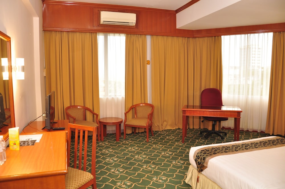 Hotel Sandakan 40/75