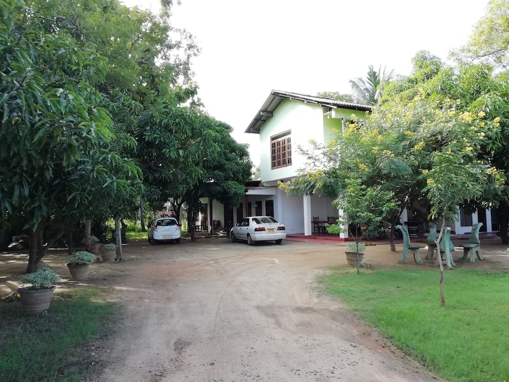 Jayaru Guest House 27/36