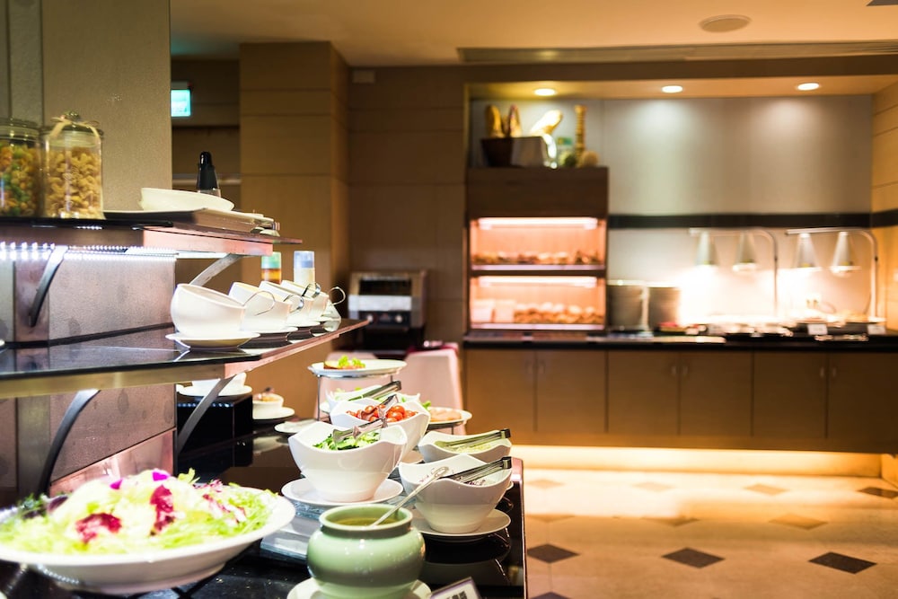 Shin Yuan Celeb Metro Hotel 24/33