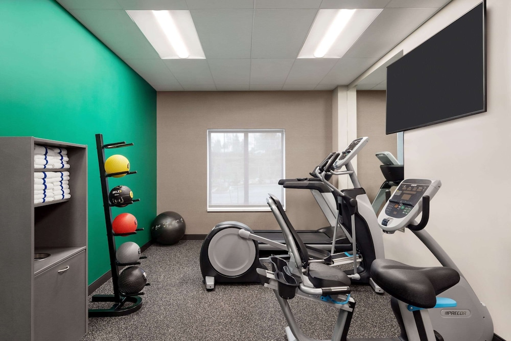 Courtyard by Marriott Seattle SeaTac Airport 26/49