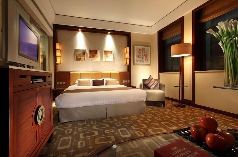 Beijing Minzu Hotel 12/36