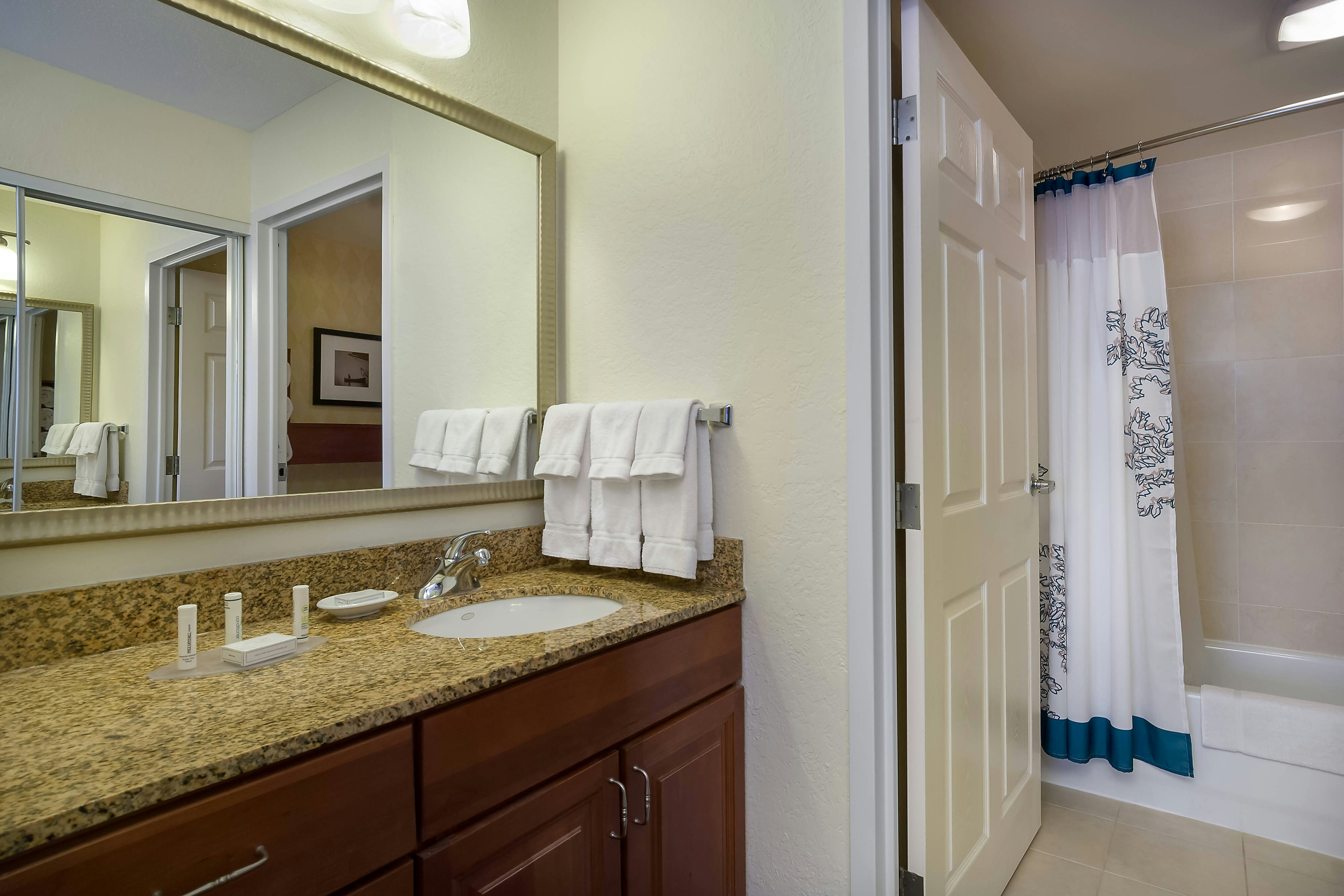 Residence Inn By Marriott Madison West Middleton 50/50