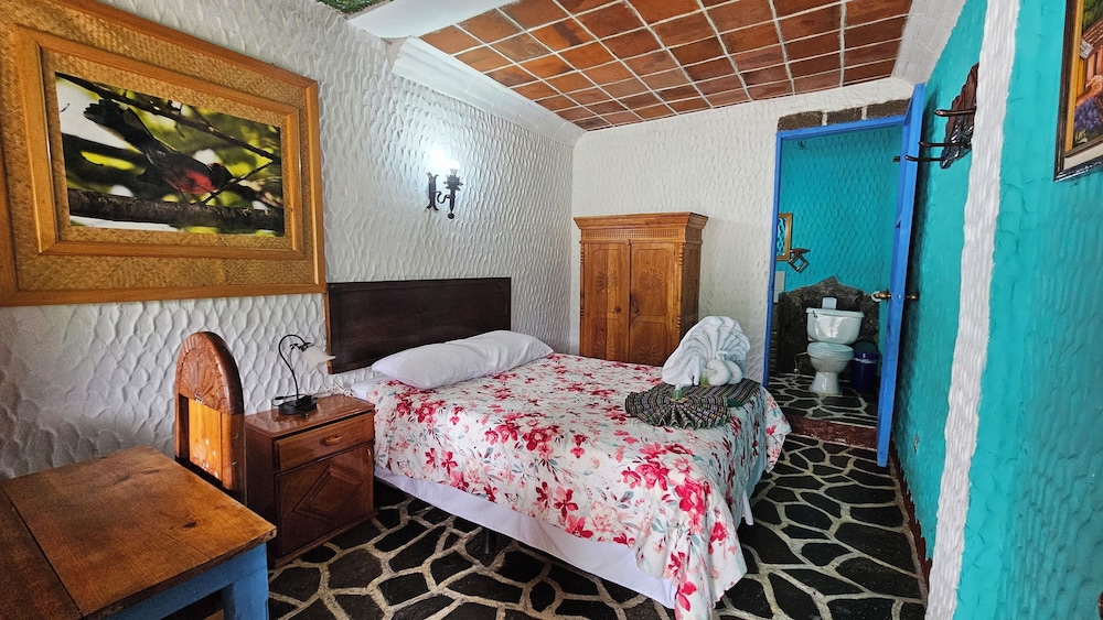 ECO HOTEL UXLABIL ATITLAN 17/49