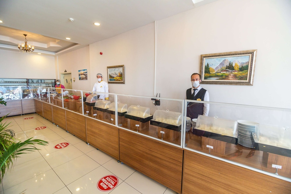 Diamond Hotel 5/47