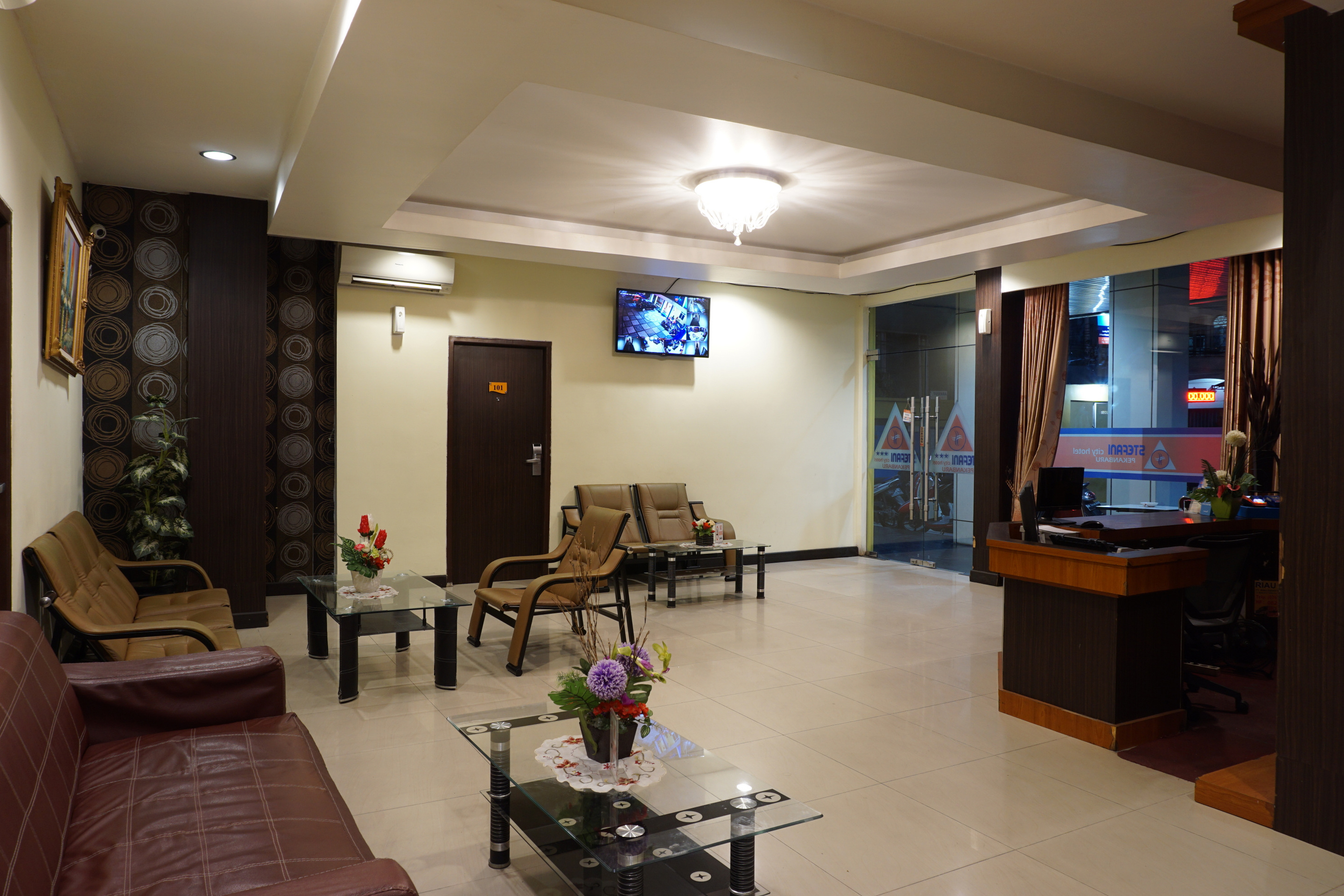 Stefani City Hotel 32/37