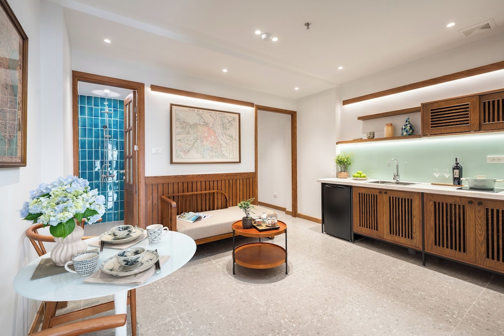 Le Parfum Apartment & Hotel 40/50