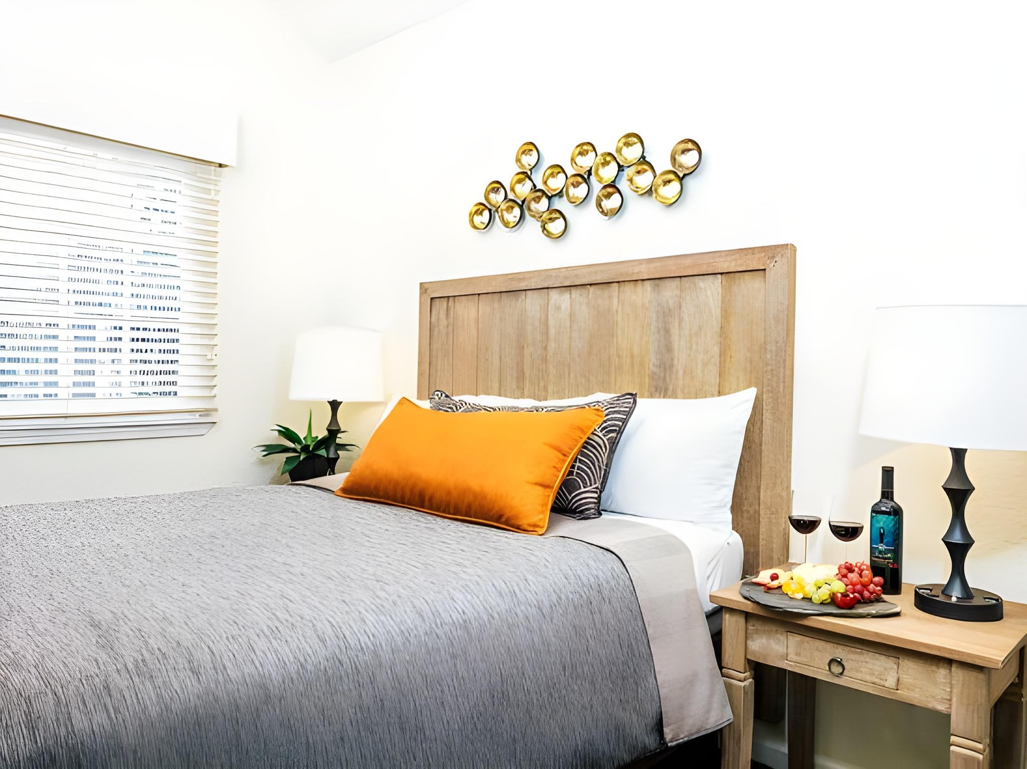 Cottage, Suite, Queen Bed, Sofa