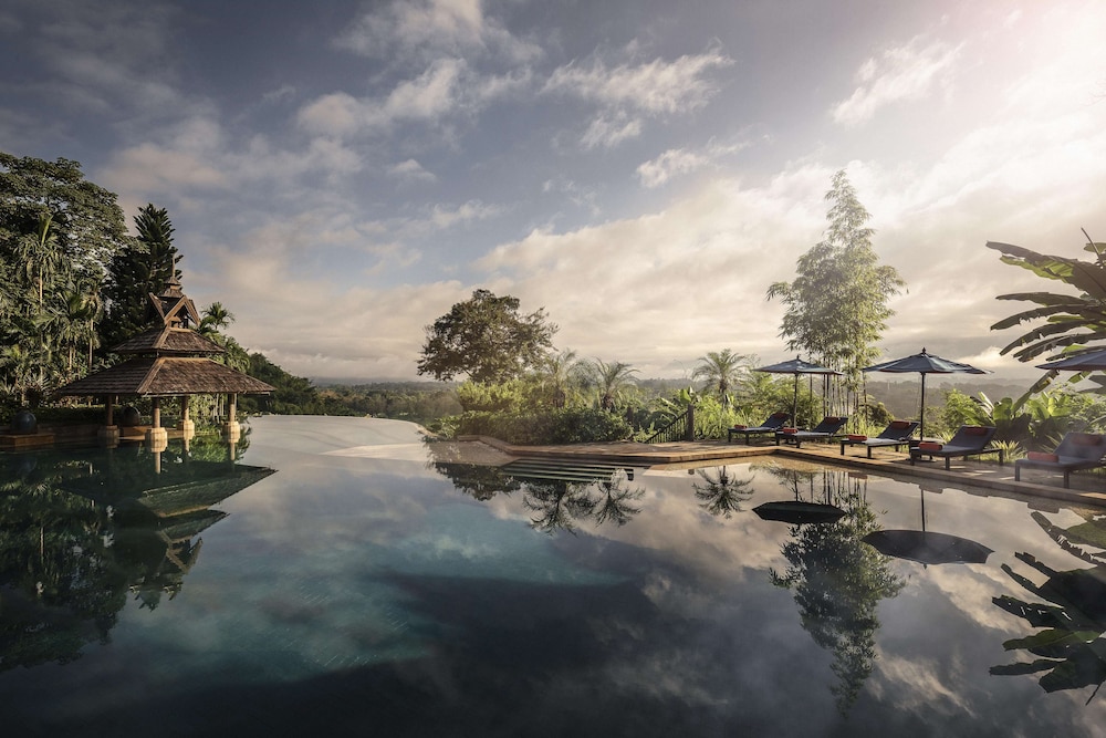 Anantara Golden Triangle Elephant Camp Resort 9/82