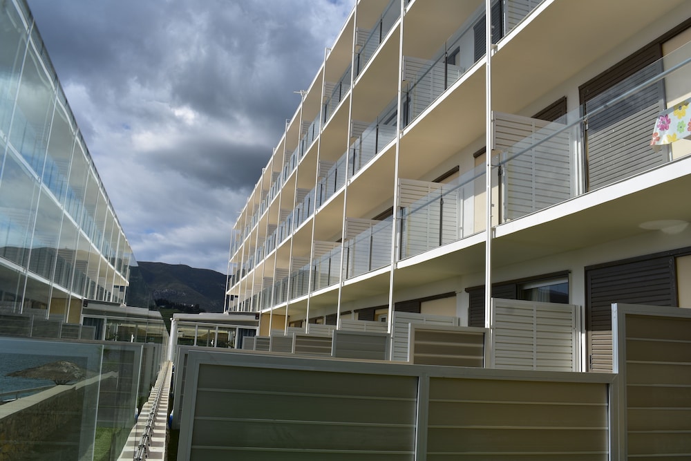 Hotel New Aegli 4/69