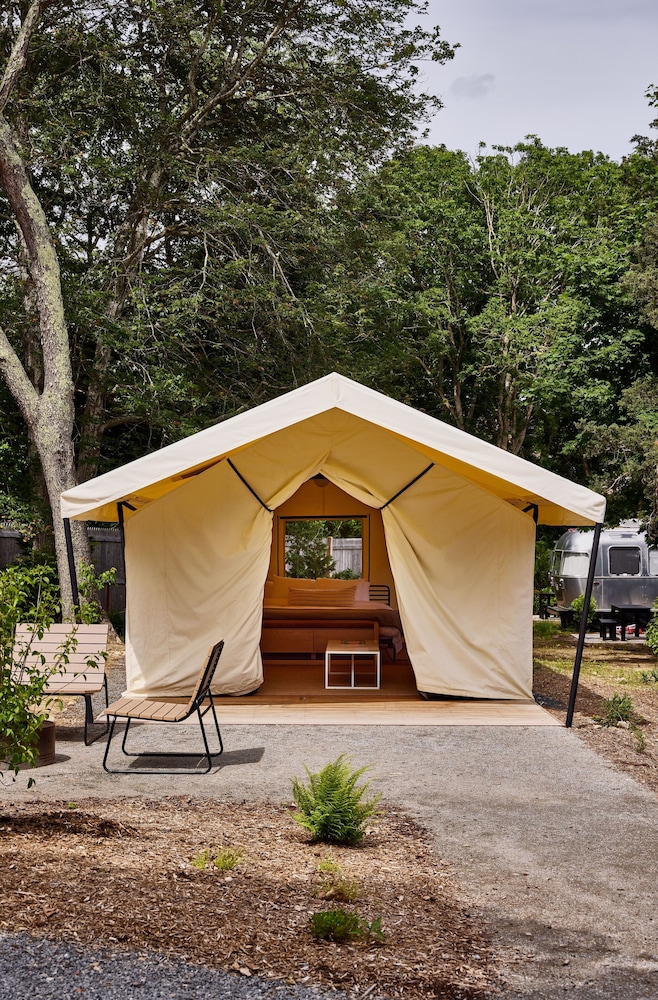 AutoCamp Russian River 1/52