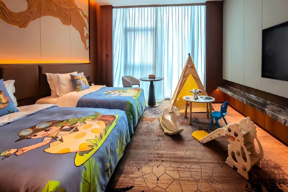 Howard Johnson By Wyndham Guotou Plaza Zigong 16/32