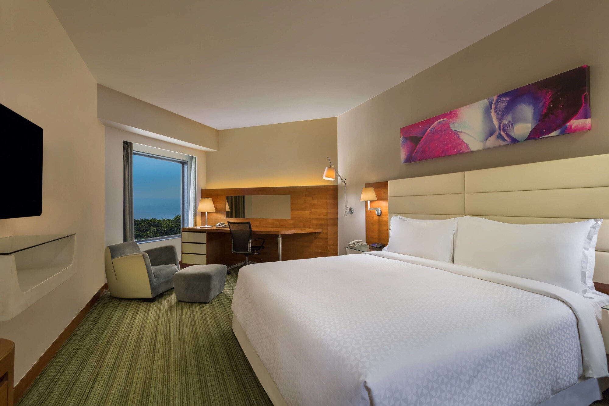 Room at FOUR POINTS BY SHERATON VISAKHAPATNAM, VISAKHAPATNAM