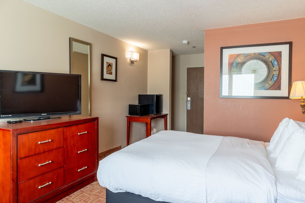 North Country Inn & Suite 19/44