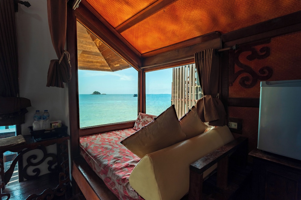 Taatoh Seaview Resort 32/50