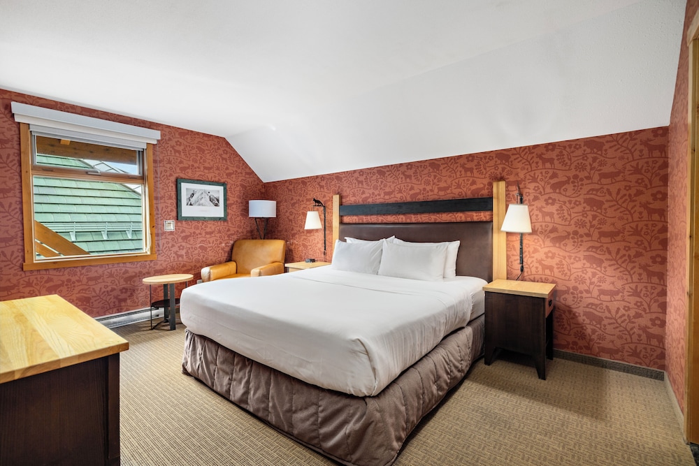 Fox Hotel & Suites 23/63