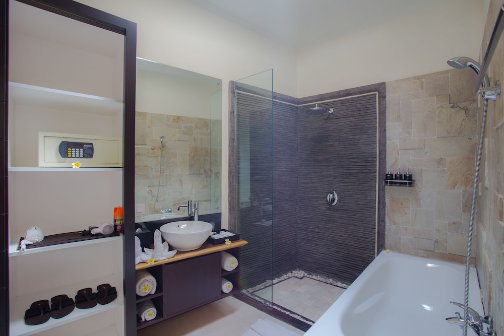 Kayu Suar Bali Luxury Villas and Spa 24/29