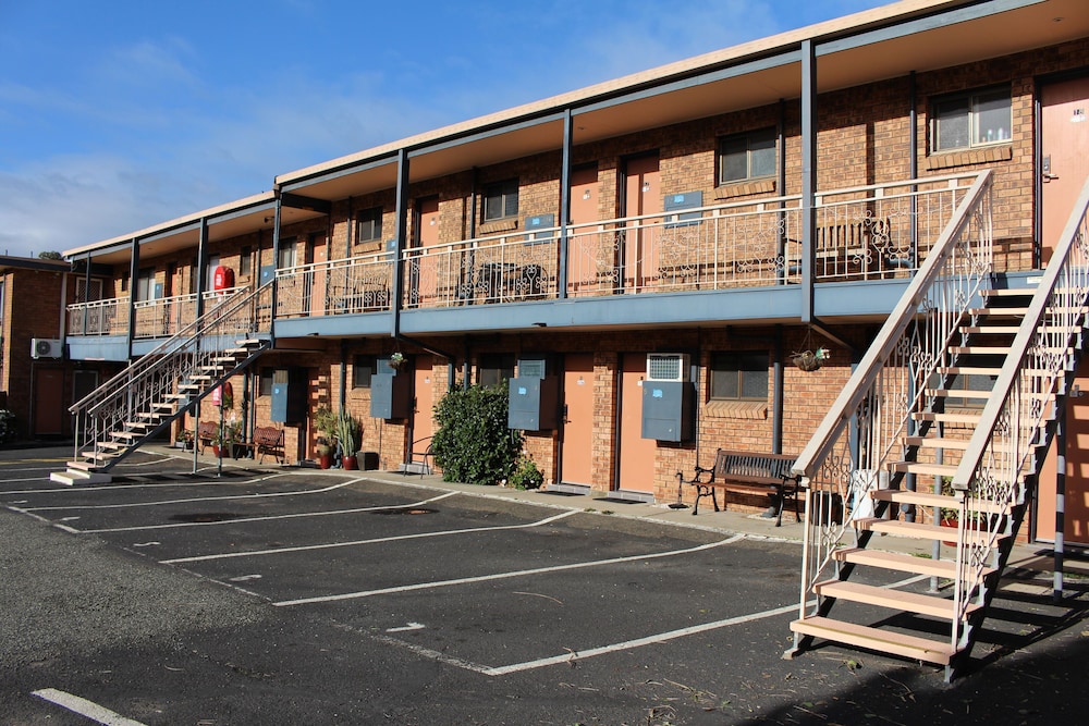 Bridge View Motel 39/50
