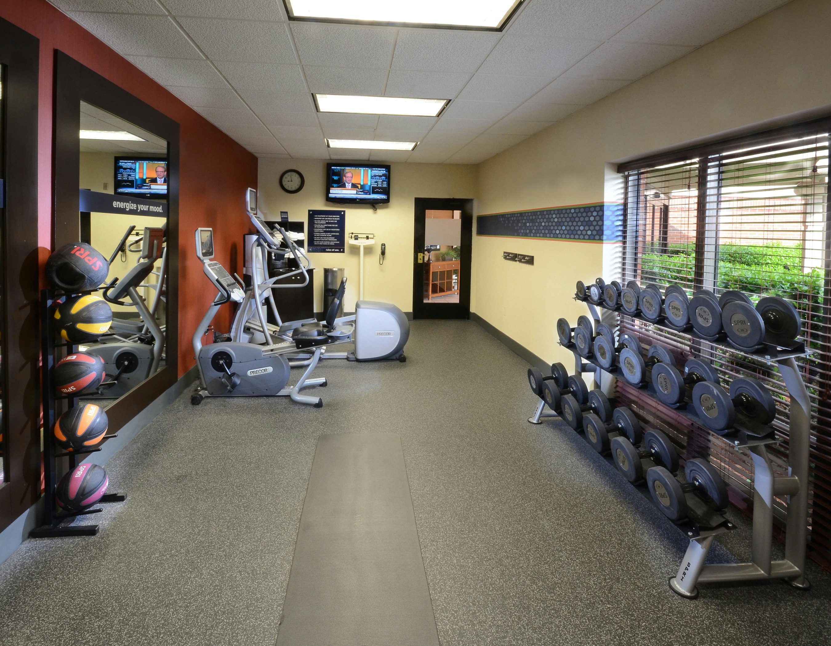 Hampton Inn Raleigh-Capital Blvd. North 32/46