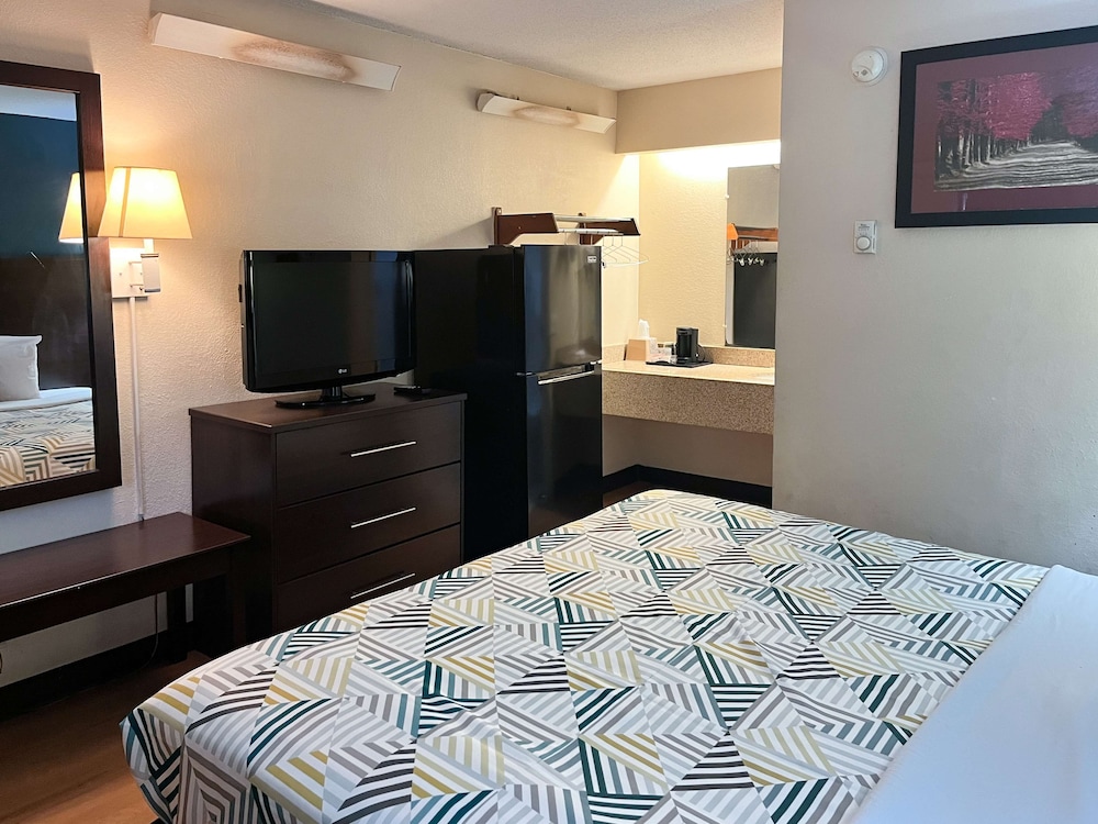 Studio6 Suites Shreveport, LA – Industrial Loop 25/32
