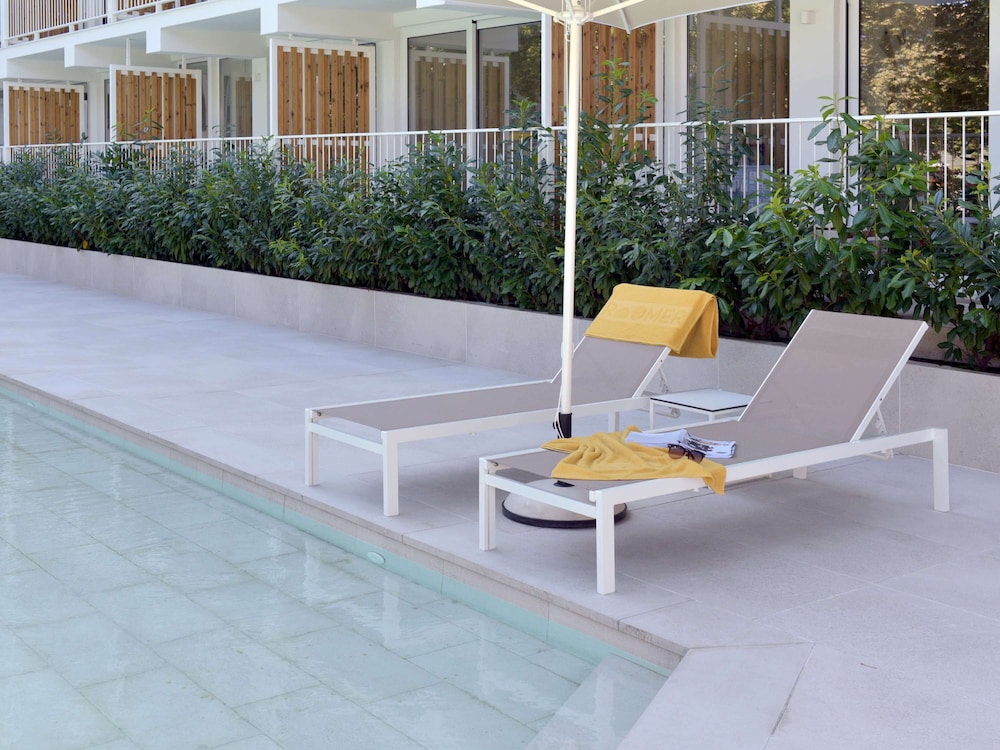 ibis Styles Golden Sands Roomer Hotel 26/45