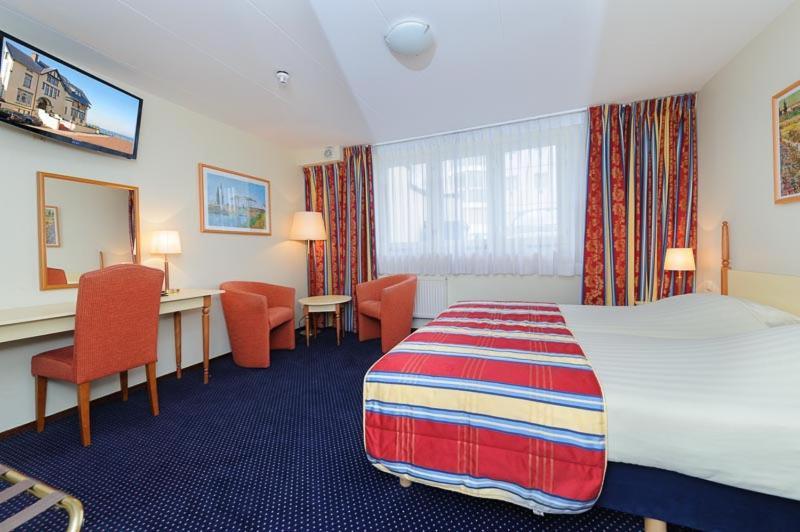 Boulevard Hotel Scheveningen 16/50
