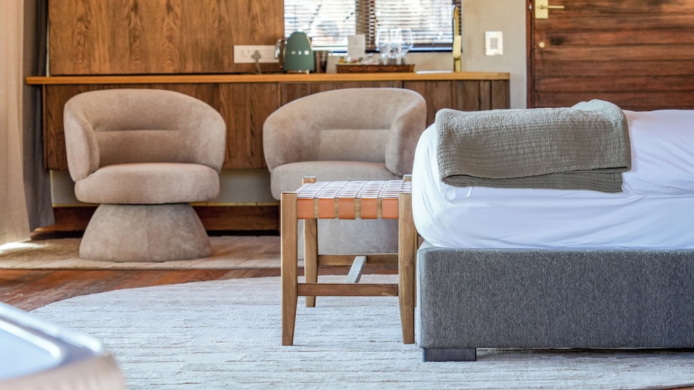 Aquila Private Game Reserve 50/65