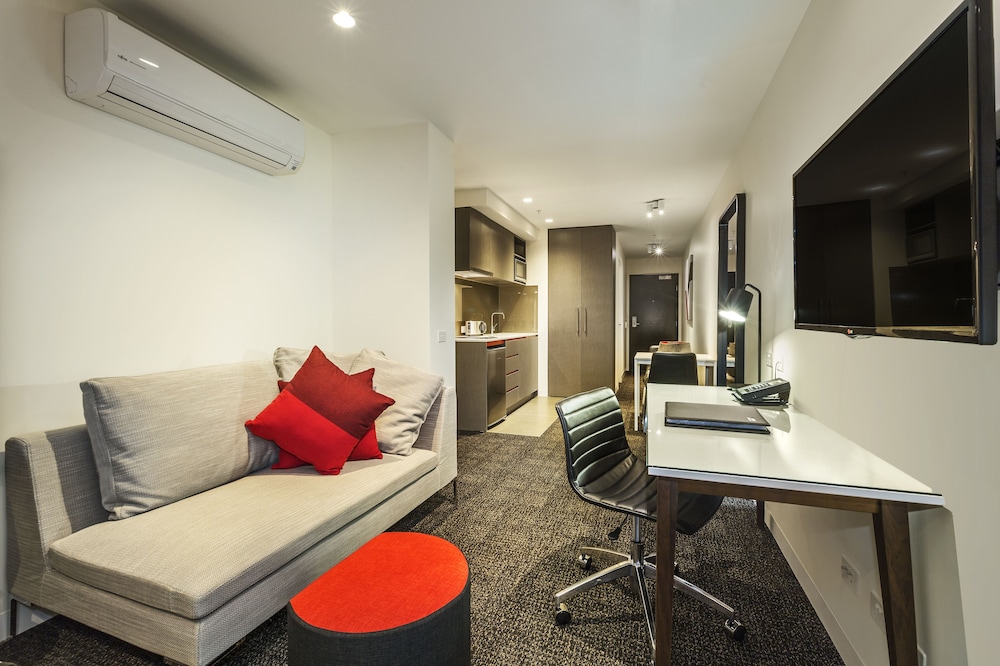 MainStay Suites Abbotsford 39/58