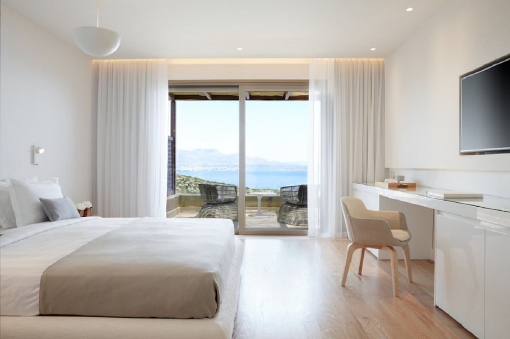Mansion, 3 Queen Beds