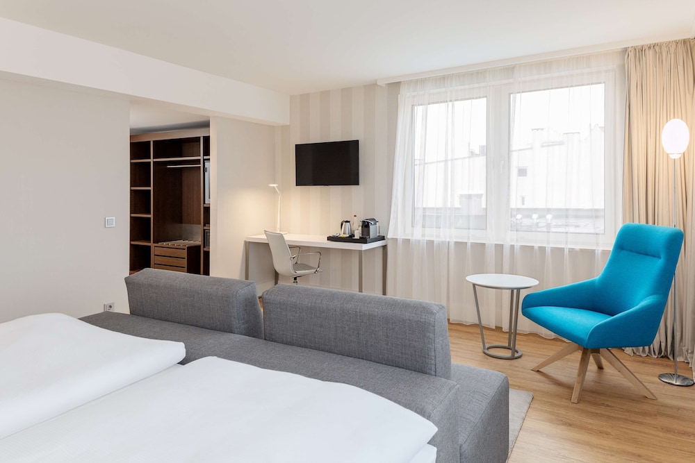 NH Hamburg Mitte 27/50
