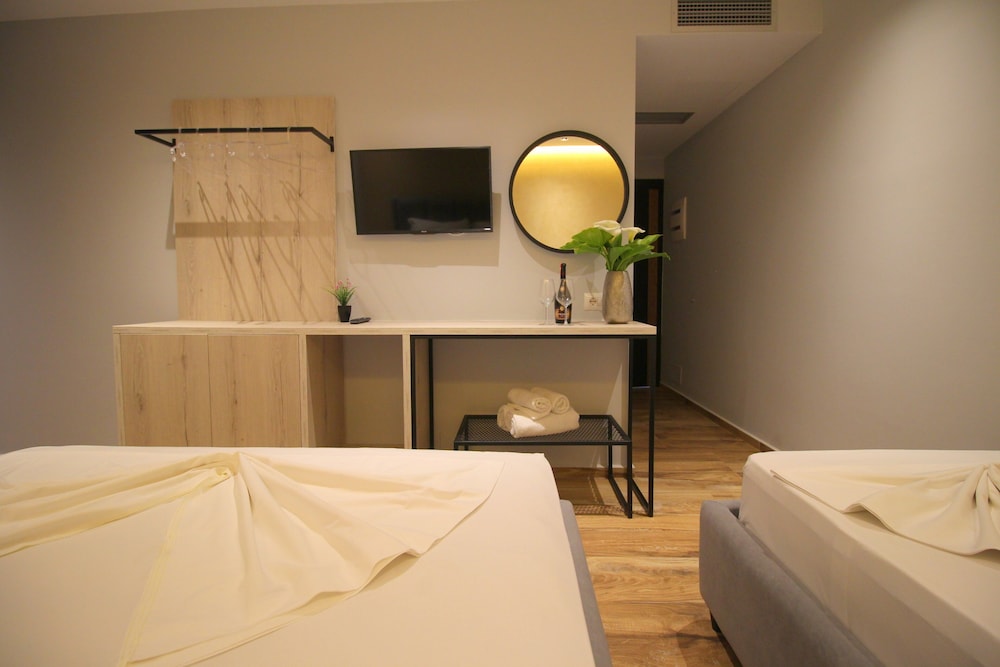 Hotel Citrus 14/37