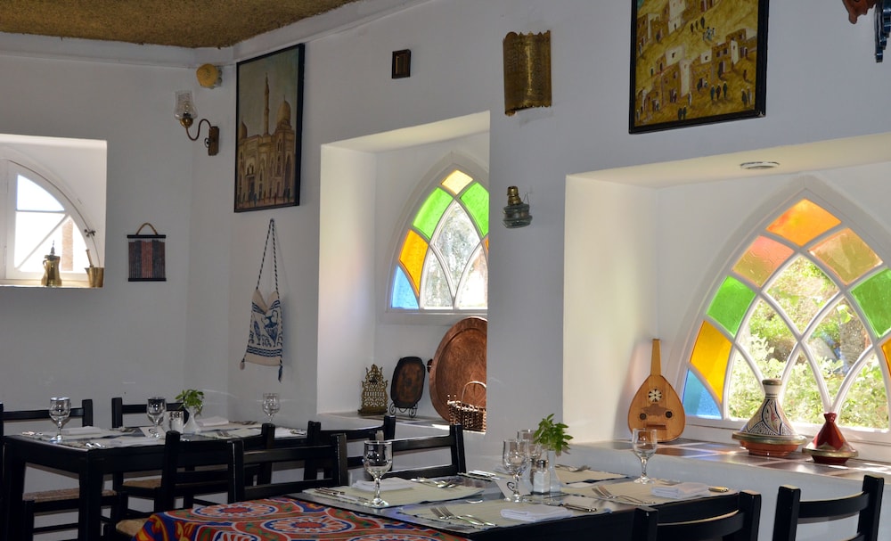 restaurant-cafeteria