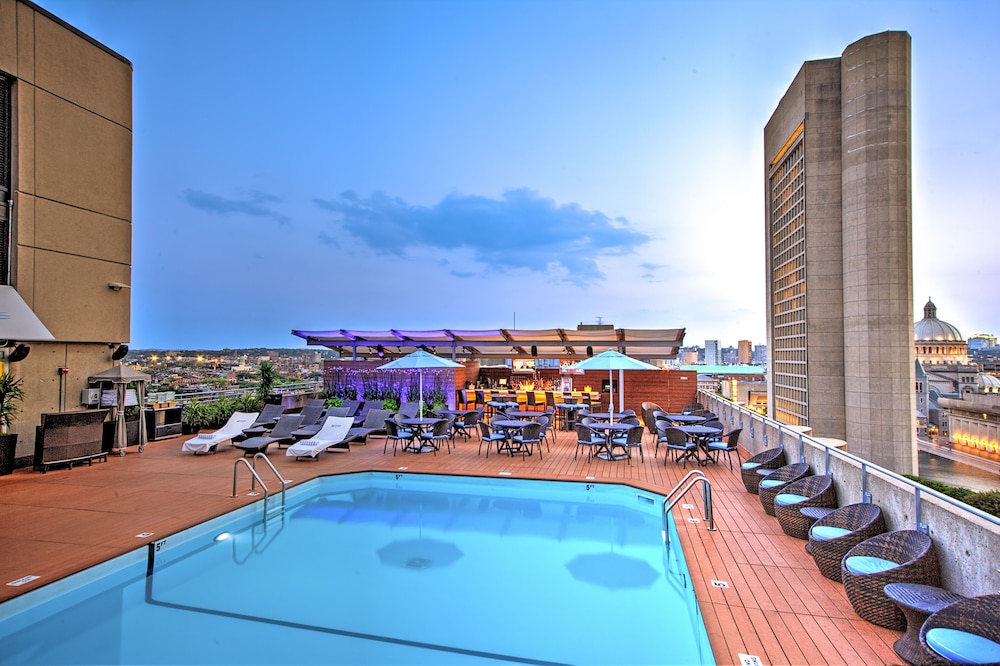 Colonnade Hotel 18/46