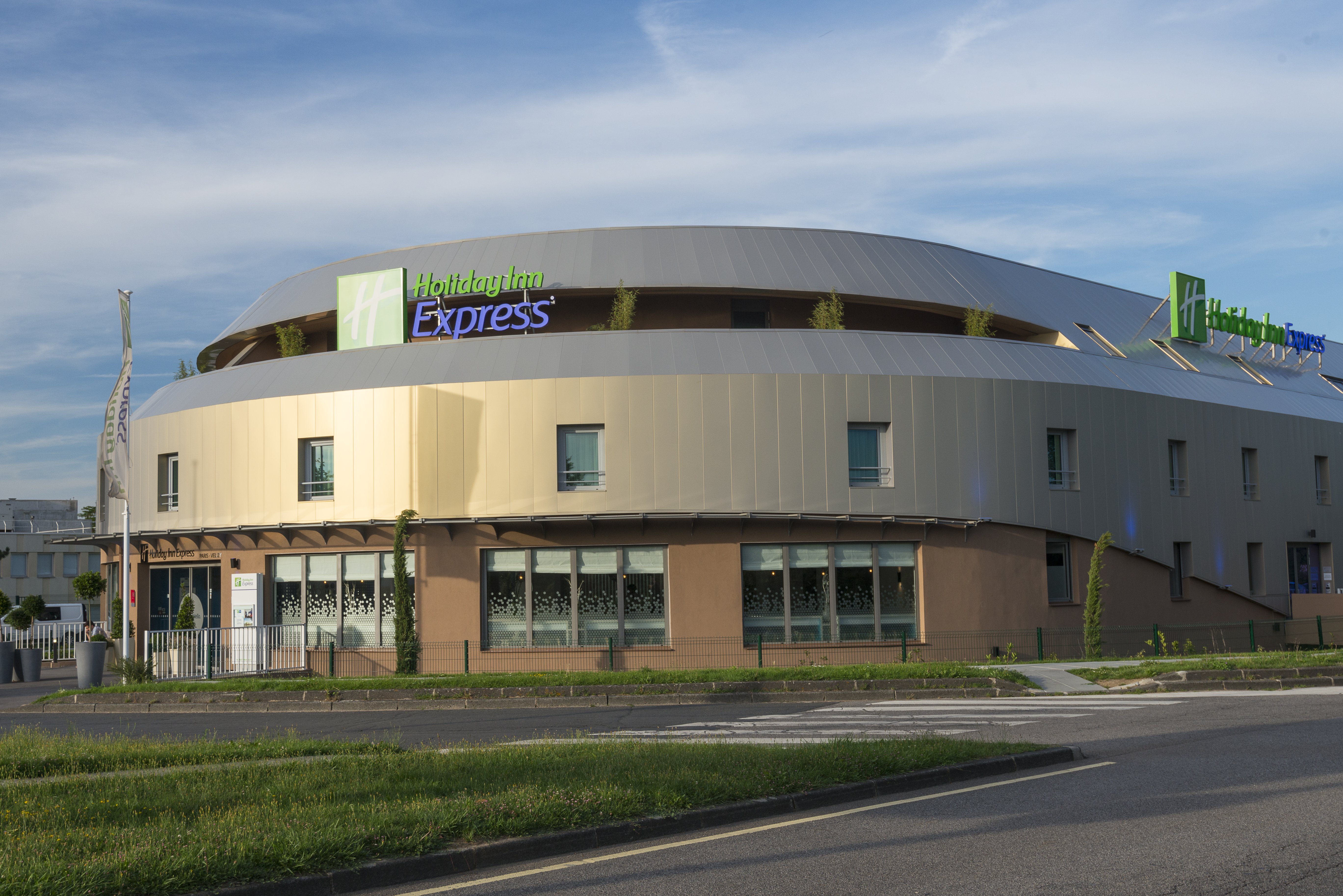 Holiday Inn Express Paris Velizy 1/71