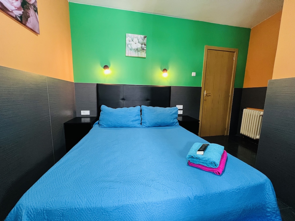 ROOM, DOUBLE BED, PRIVATE BATHROOM