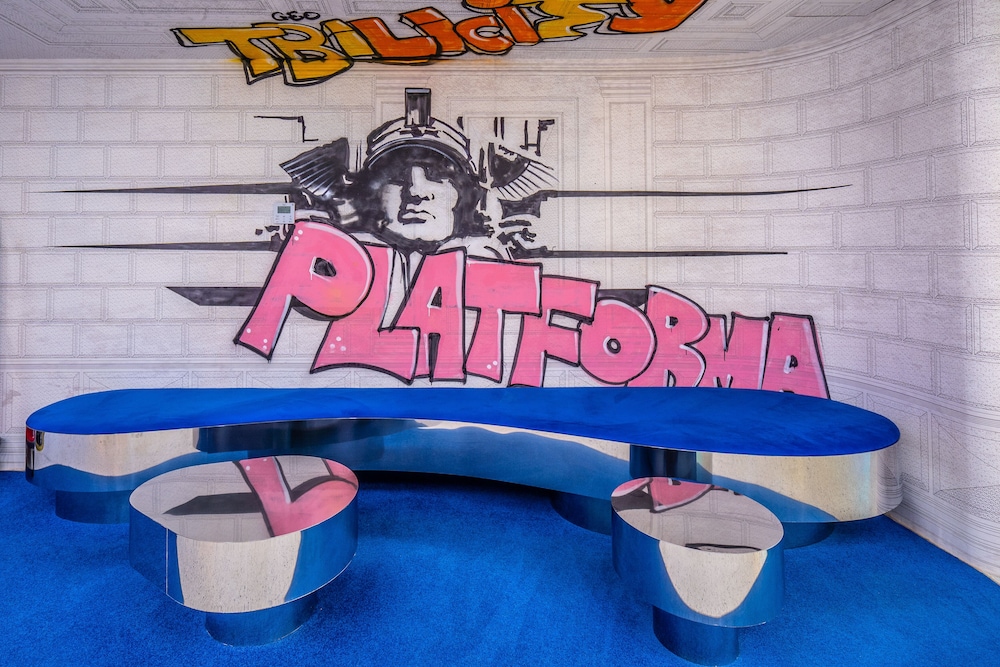 Platforma Design Hotel 62/66