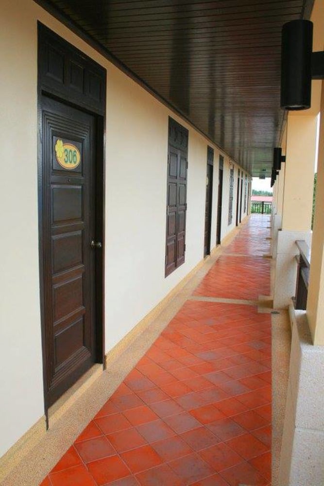 Lecasa Bangsaen Hotel 13/37