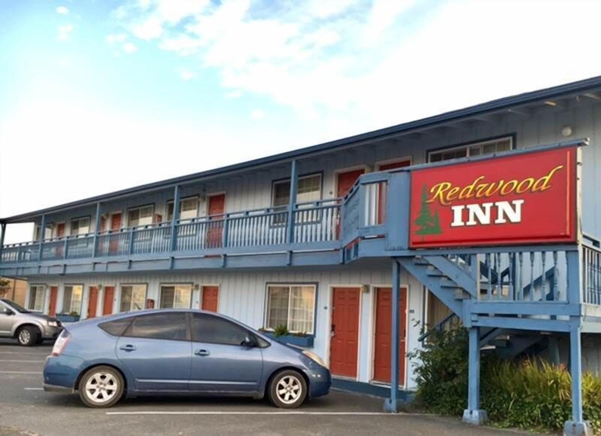Redwood Inn 23/28