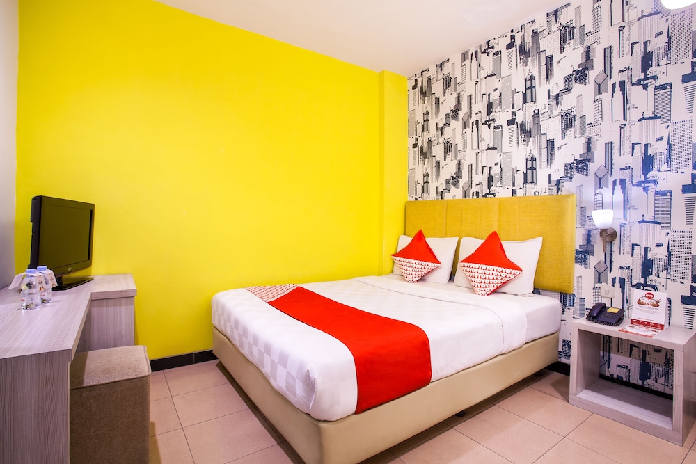 Belvena Hotel Mangga Besar 8/23