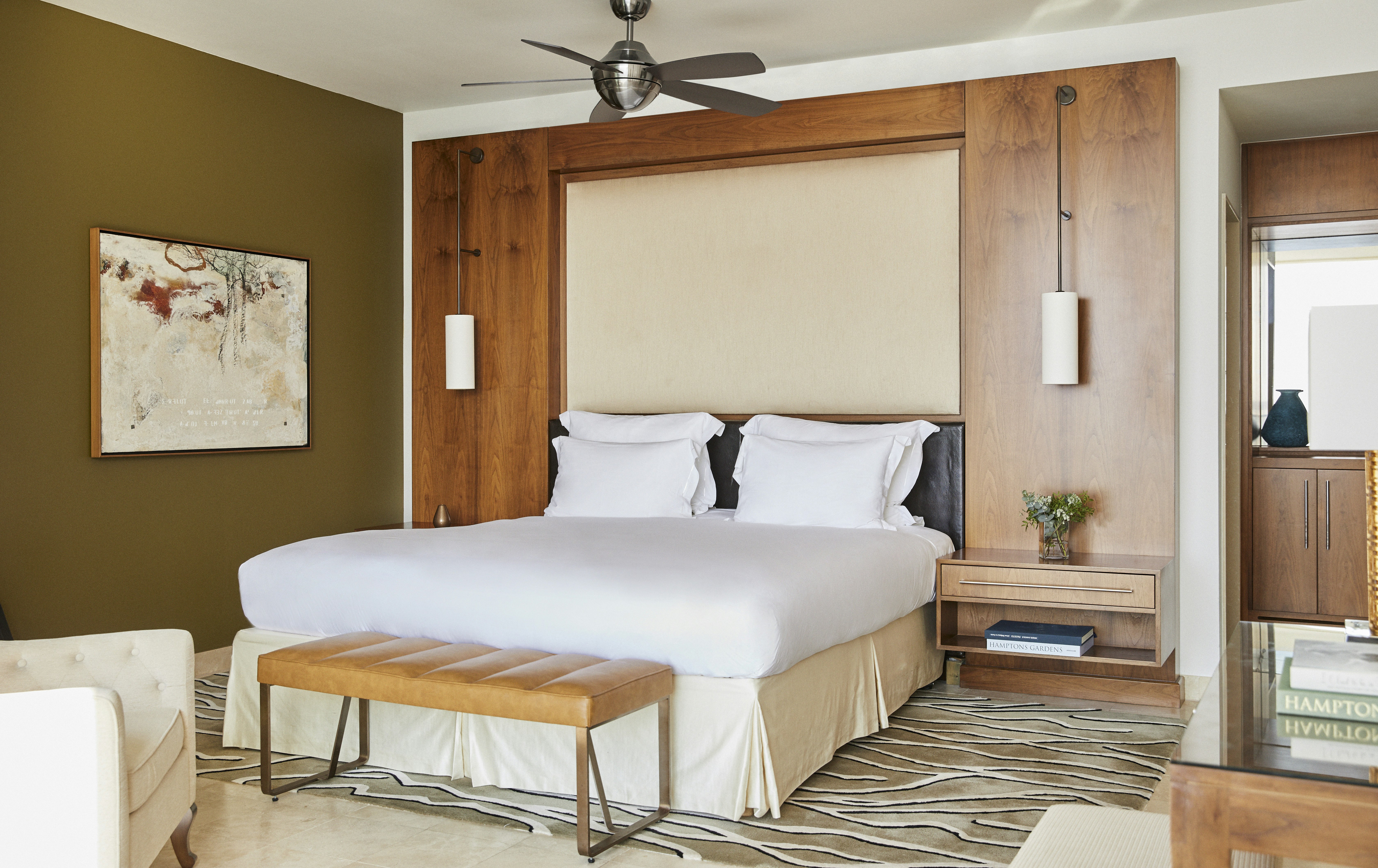2 Bedrooms, Suite